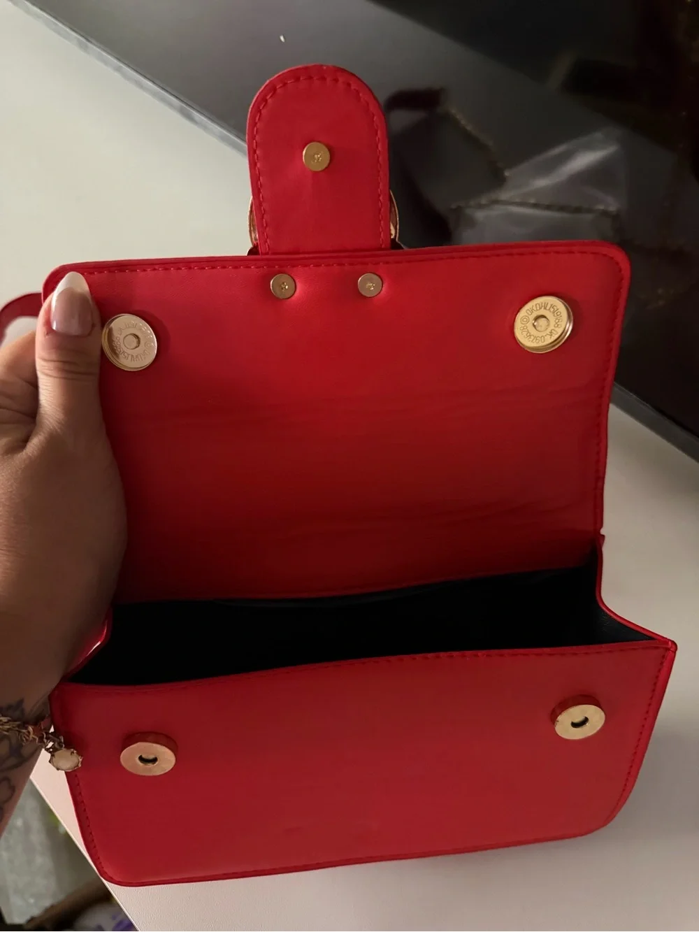 Red Women's Chain Shoulder Bag with Gold Bird Accent
